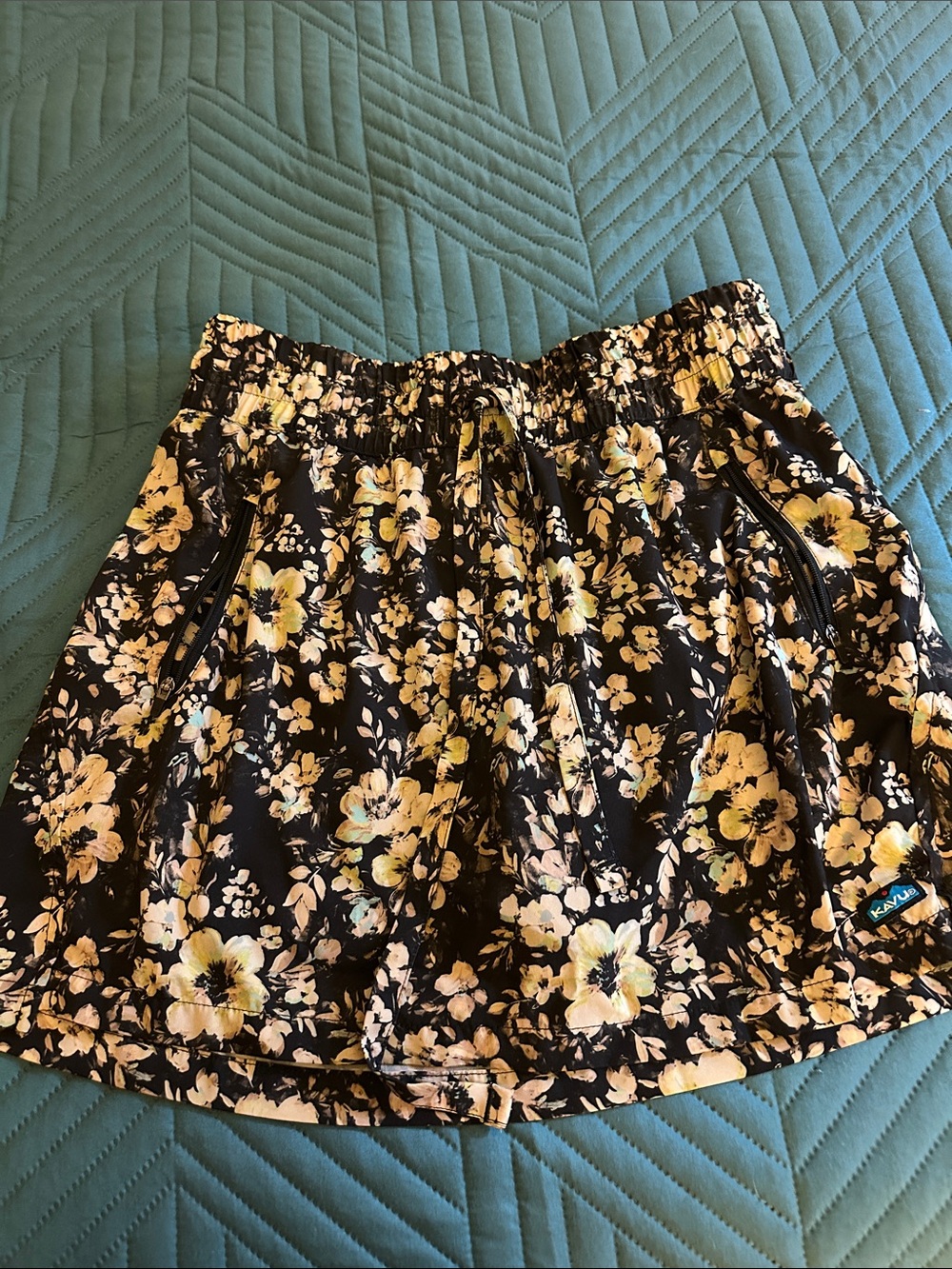 Kavu Black Multi-Print Women’s Skirt